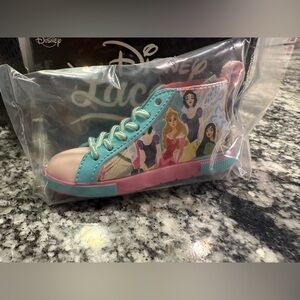Disney Princesses Shoe Lacers WDW parks